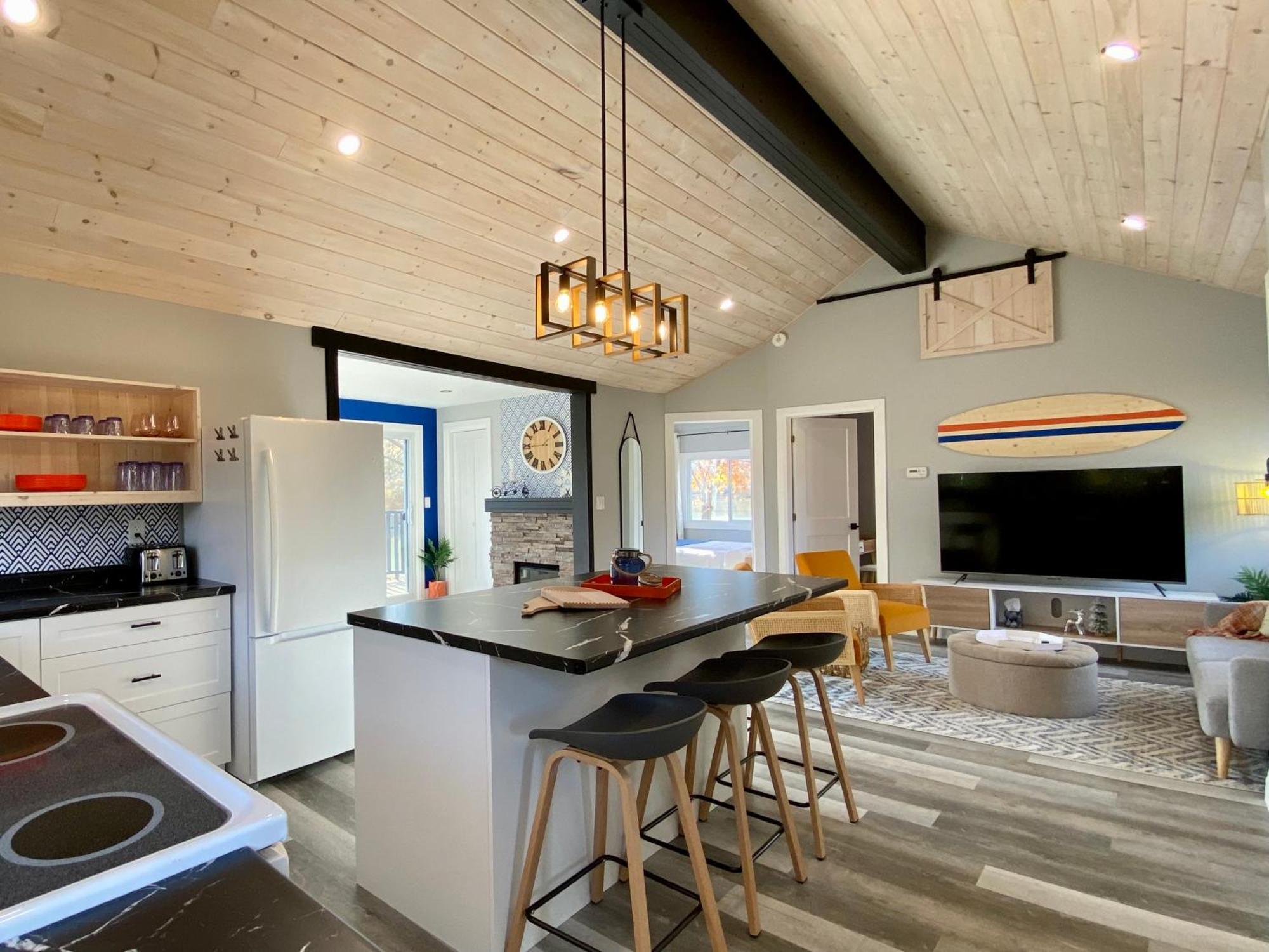 Creekside Cottage - Kayak, Sup, Fishing, Game Room, Steps To The Beach 킹스빌 외부 사진