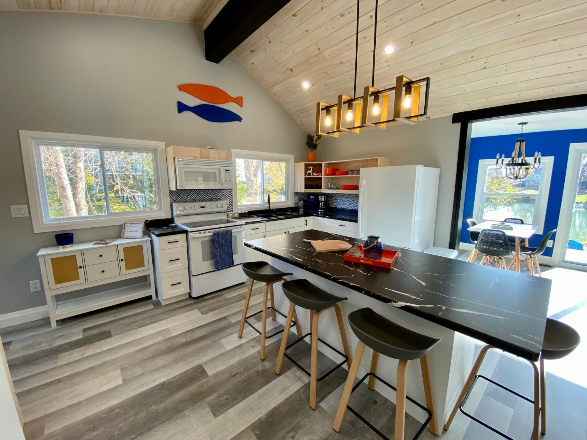Creekside Cottage - Kayak, Sup, Fishing, Game Room, Steps To The Beach 킹스빌 외부 사진